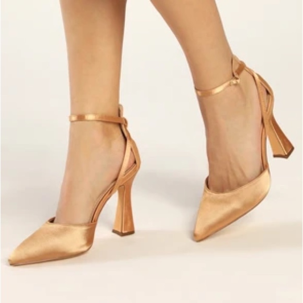 Lulus size 8.5 Shenay Gold Satin Pointed-Toe Ankle Strap Pumps
